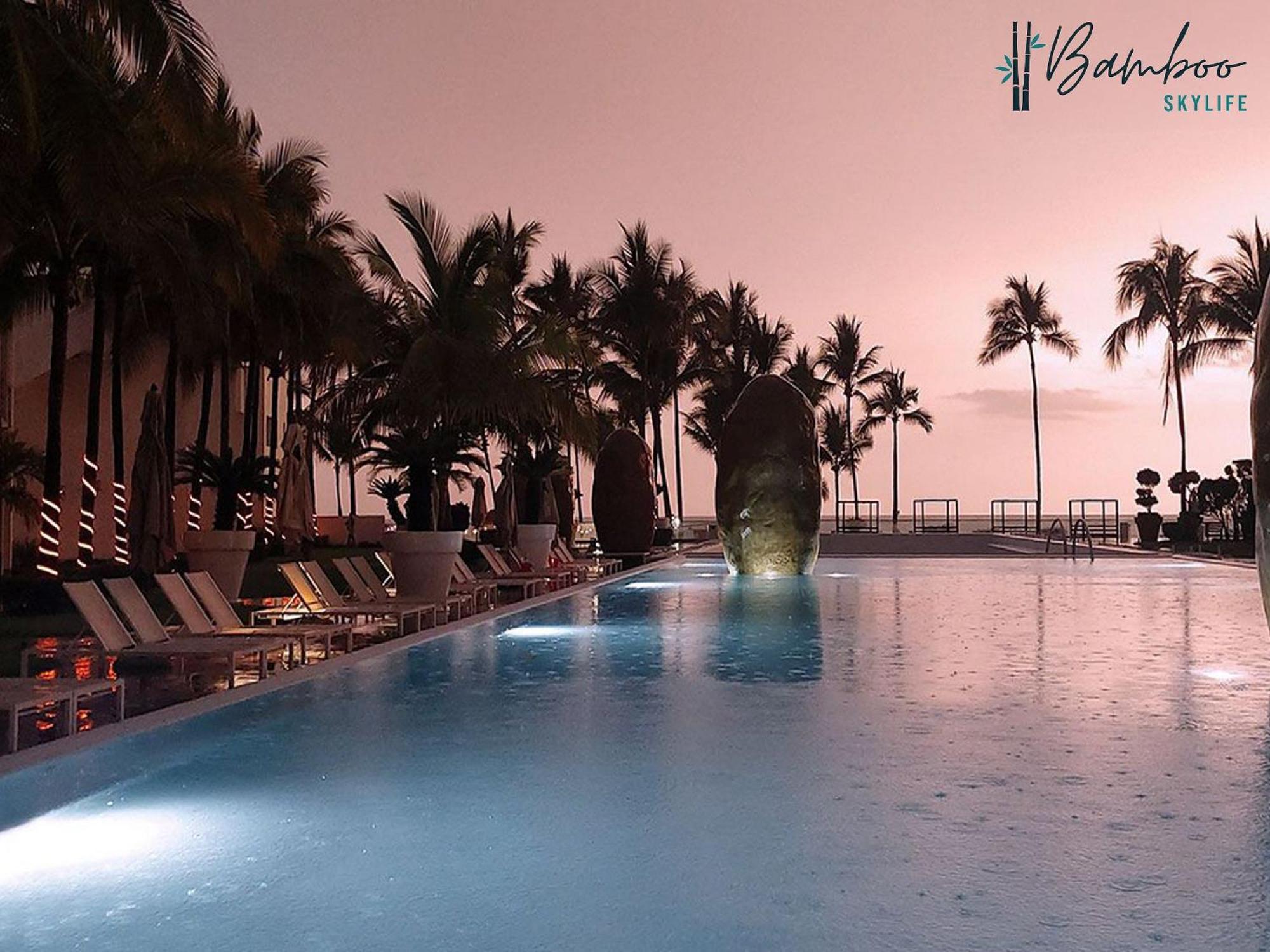 Icon Vallarta Beach Front By Bamboo Skylife Puerto Vallarta Eksteriør billede